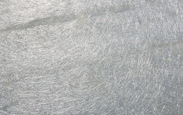 Stenscholl laminate fibreglass or shingles?